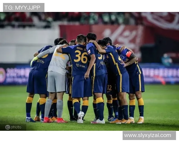 广州足球队防守反击战术革新探讨与未来发展展望